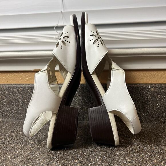 SAS Tripad Comfort Womens 10M White Leather Sandals Low Heel Open Toe Sling Back - Picture 6 of 11